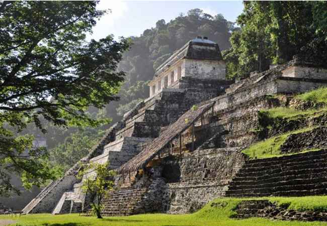 5 Reasons to Visit Mayan Ruins