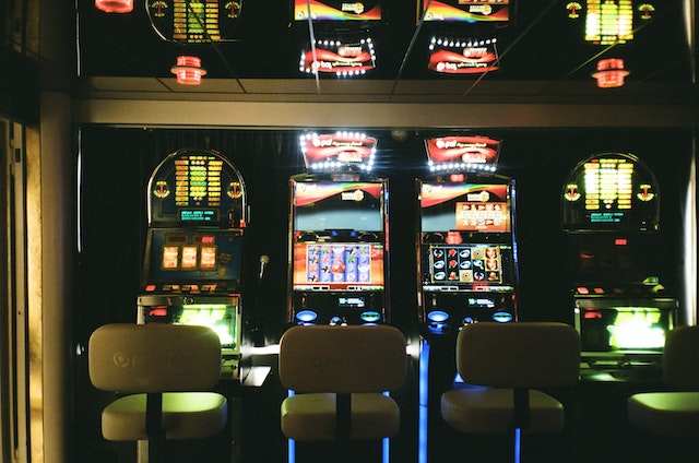 Can You Predict When a Slot Machine Will Hit?