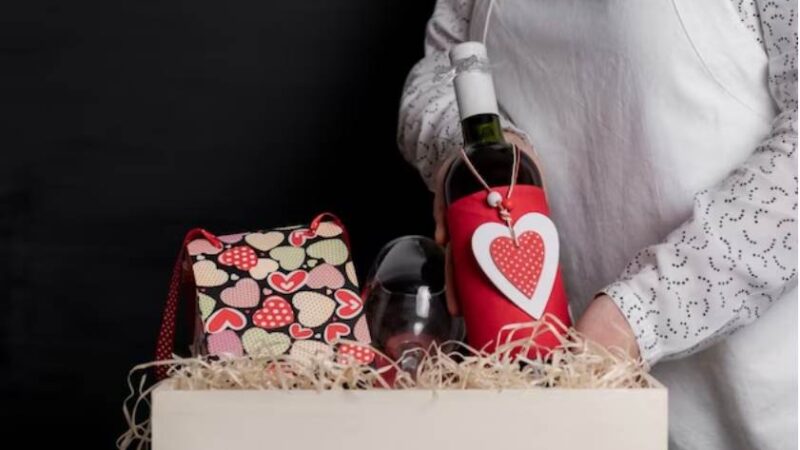 Best Gift Basket Ideas for Boyfriend: Contains Boundless Love