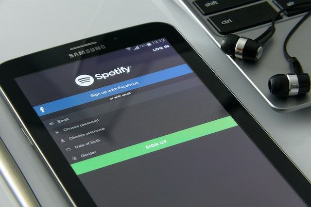 How to Download Spotify Playlists Utilizing Free Spotify Accounts and Premium